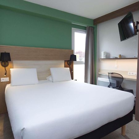 Greet Hotel Dijon Sud Longvic Екстериор снимка