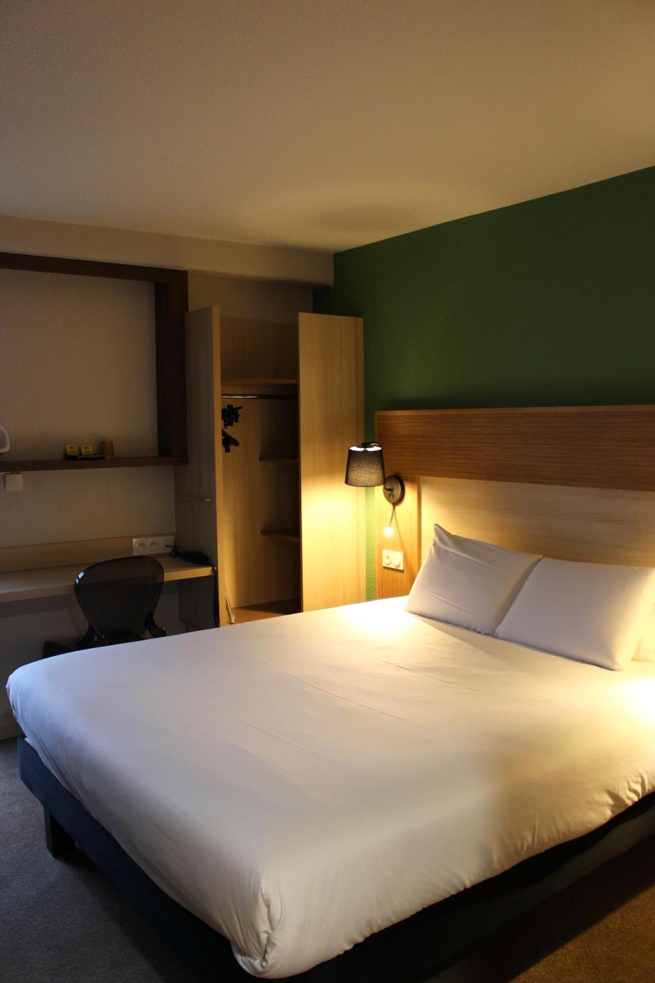 Greet Hotel Dijon Sud Longvic Екстериор снимка