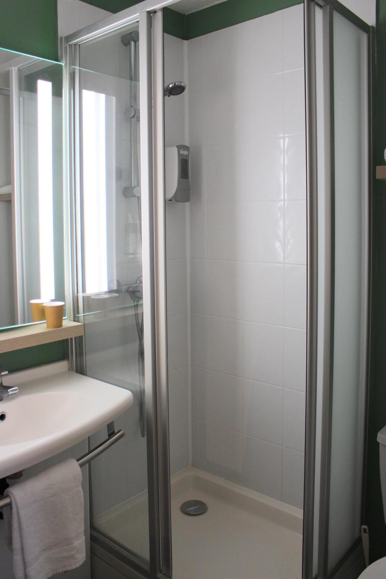 Greet Hotel Dijon Sud Longvic Екстериор снимка