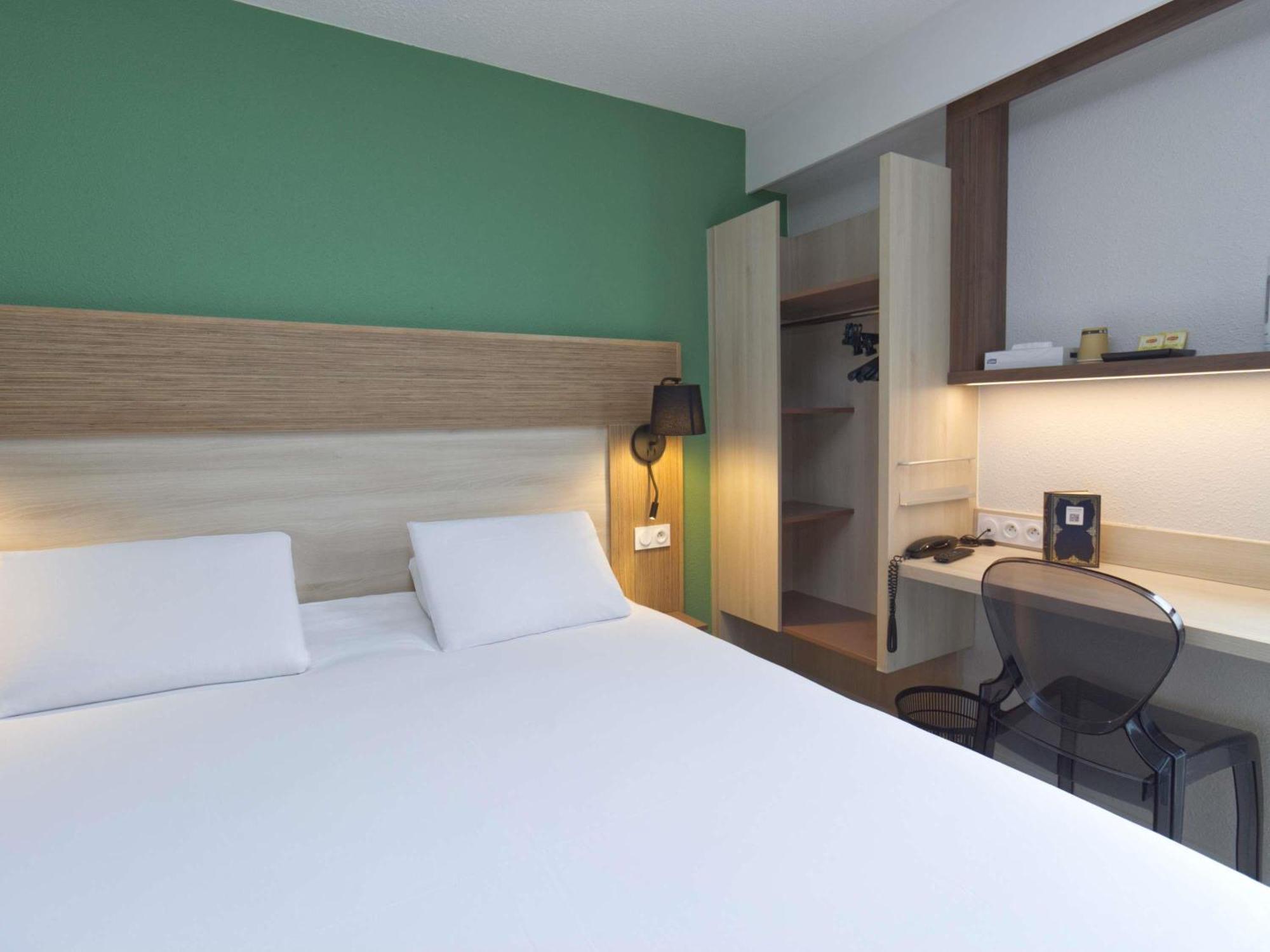 Greet Hotel Dijon Sud Longvic Екстериор снимка
