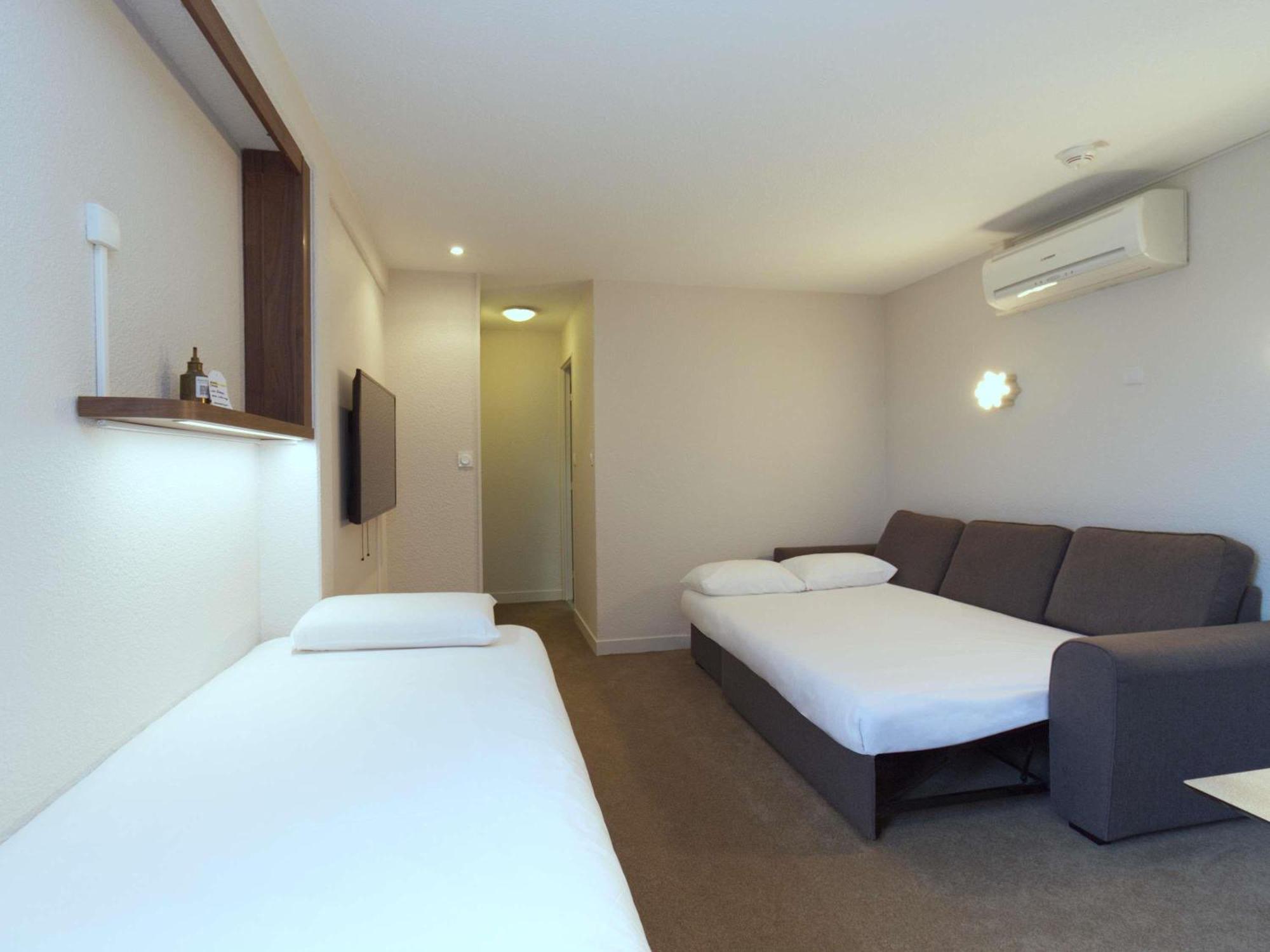 Greet Hotel Dijon Sud Longvic Екстериор снимка