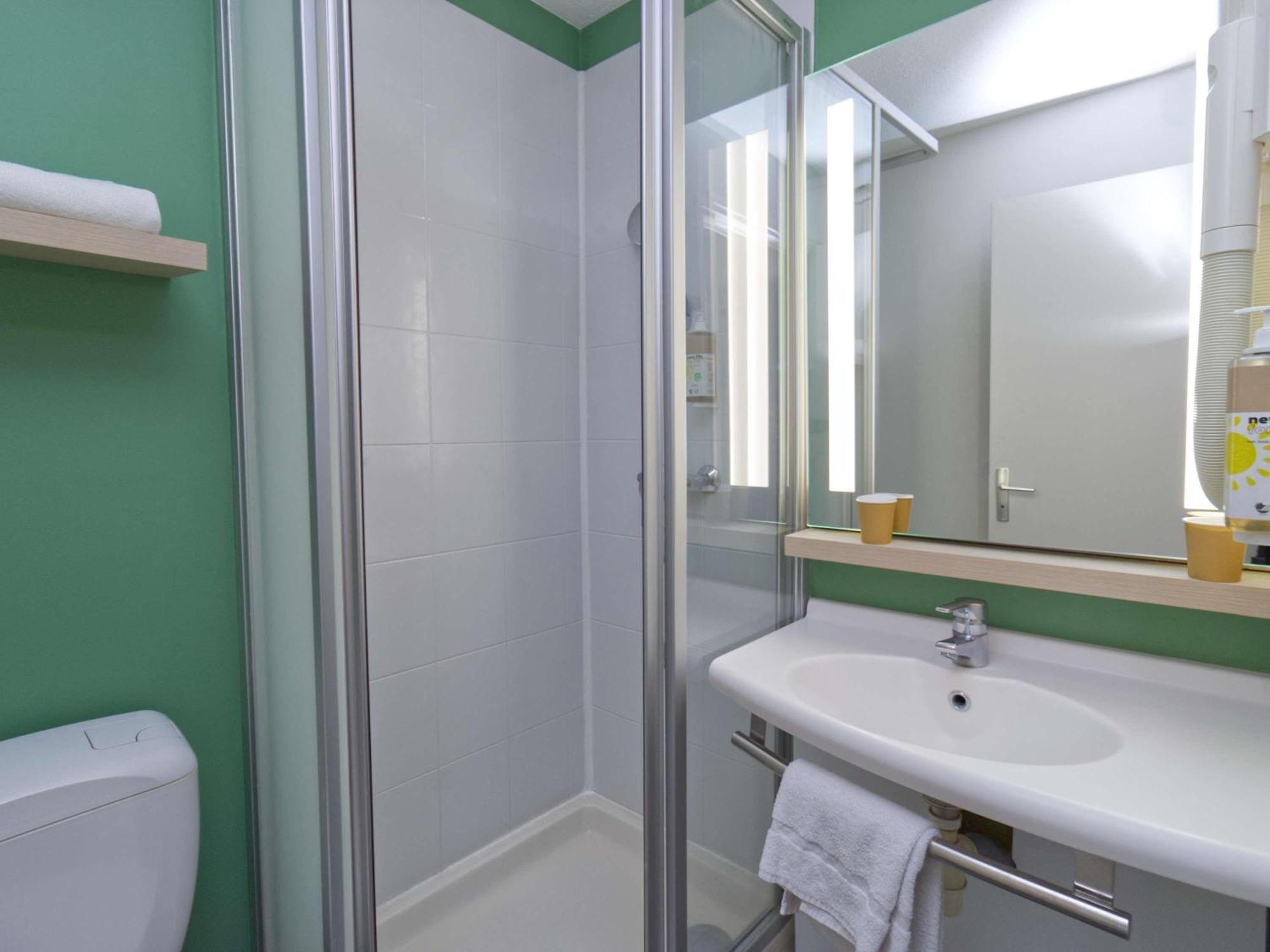 Greet Hotel Dijon Sud Longvic Екстериор снимка