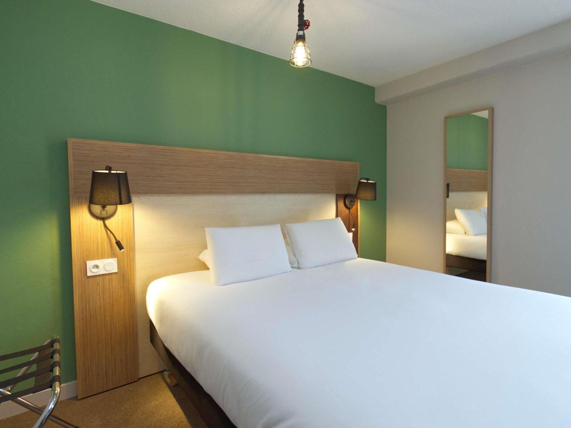 Greet Hotel Dijon Sud Longvic Екстериор снимка